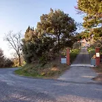 La Camelia Bianca Oda ve Kahvaltı Lerici