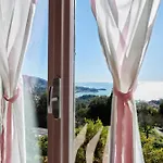La Camelia Bianca Oda ve Kahvaltı 3*