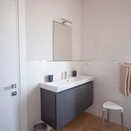 La Camelia Bianca Lerici