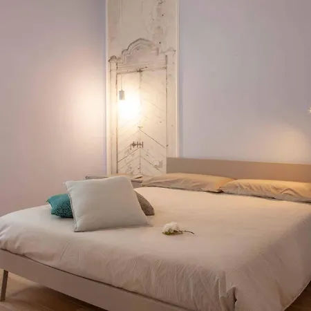 Couette-café La Camelia Bianca