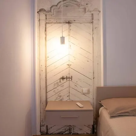 La Camelia Bianca Couette-café