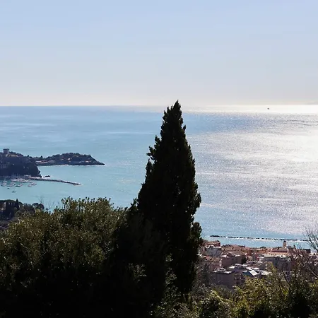 La Camelia Bianca Lerici