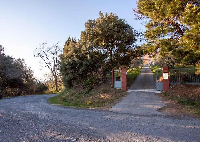 La Camelia Bianca Panzió Lerici